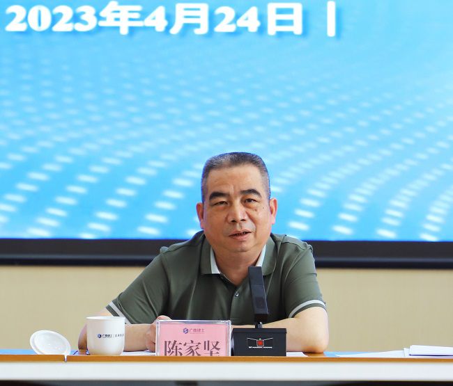 陳家堅(jiān)講話(huà)。鄭詩(shī)寶 攝000。.jpg